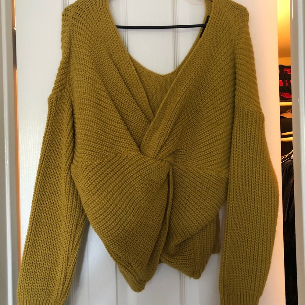 Twist back sweater